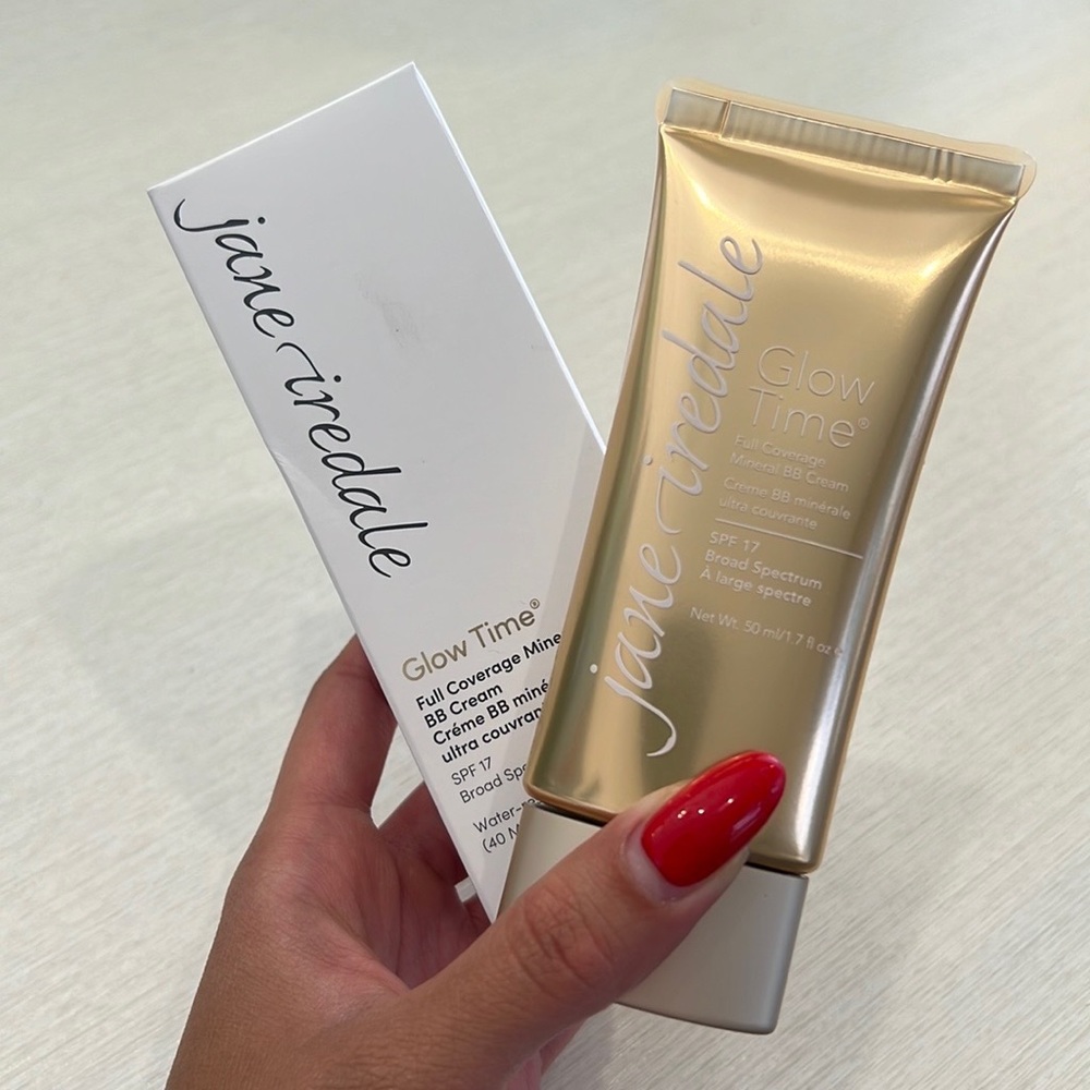 Jane Iredale BB12 makeup foundation